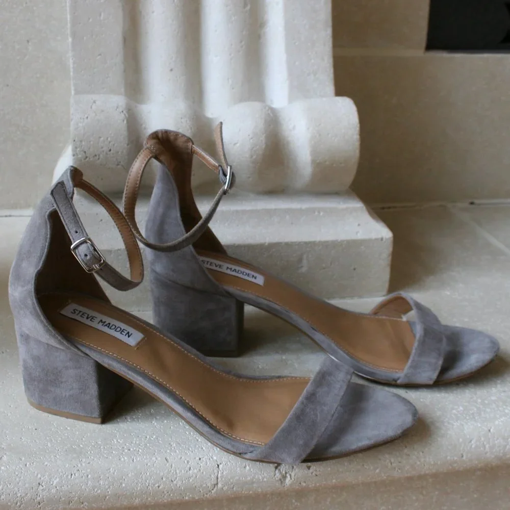 Steve Madden - Gray Suede  Heel Sandal Size 9.5 - Picture 3 of 8